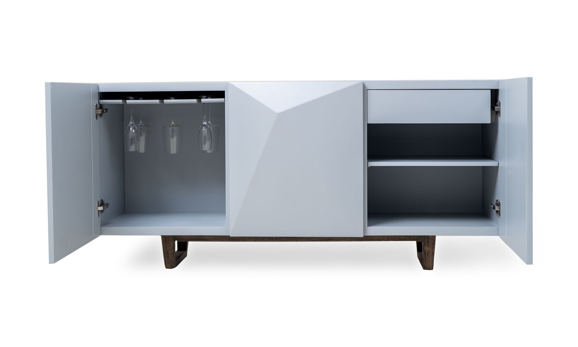 frente-2-puertas-abiertas Vista frontal del Aparador Versalles Sólido de Aristas. Destaca por su diseño elegante en roble europeo. Cuenta con cajones amplios de color Blanco y una base discreta en madera color Olmo.