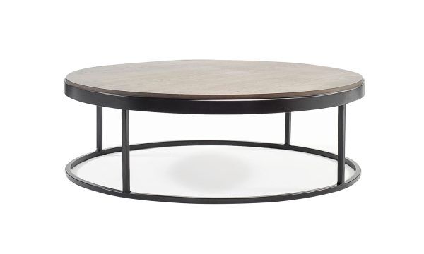 Mesa Centro Luna Mad D/70 de la marca Aristas, vista en perspectiva frontal. Un diseño contemporáneo y elegante, con una superficie redonda en madera color Ceniza y una base metálica de líneas curvas.