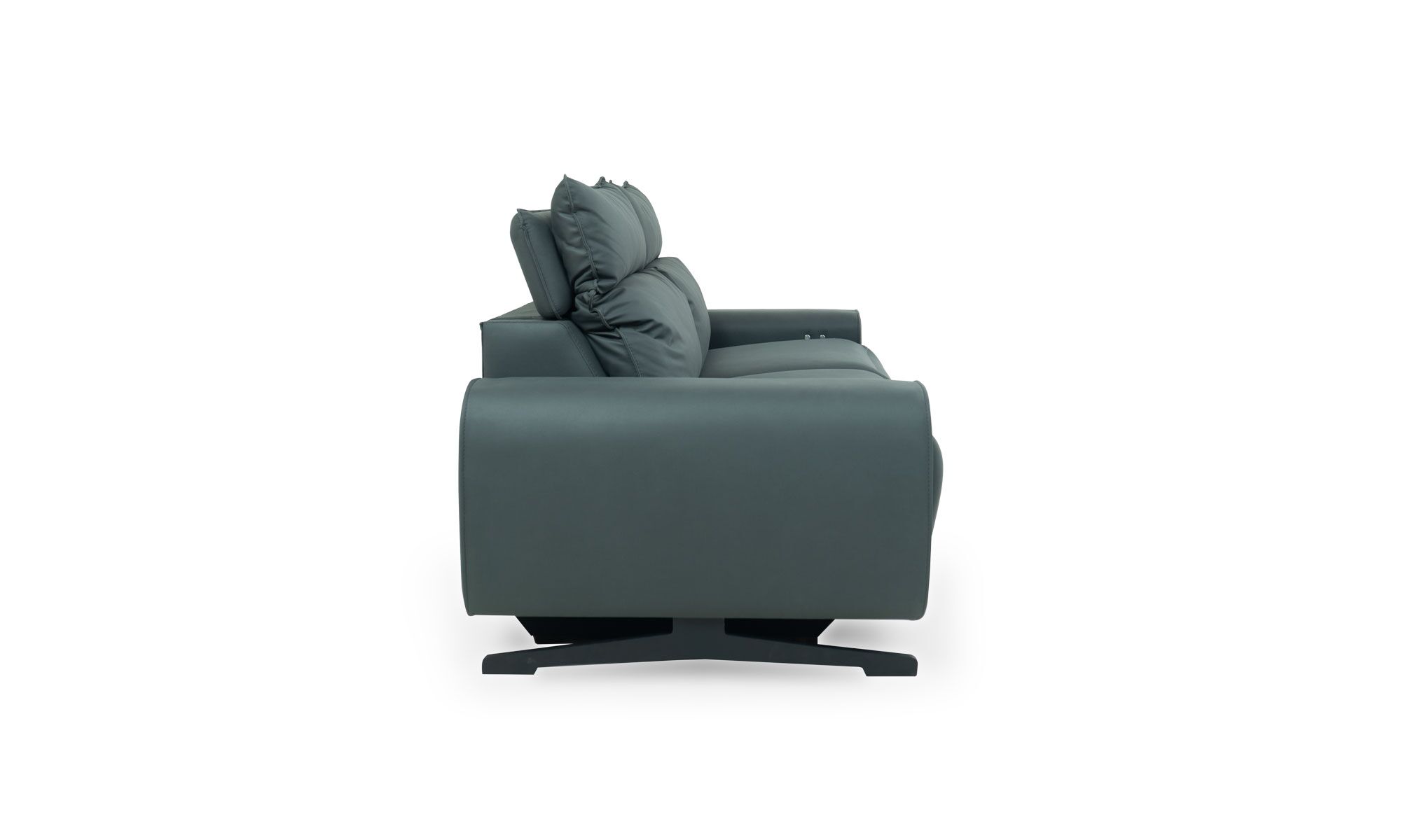 lado-cerrado VIENA Vista lateral del Sofá Reclinable Viena de la marca Aristas. Un diseño elegante, que presenta un mecanismo reclinable, cojines acolchados y un acabado en el color de tela Nobuck Marino.