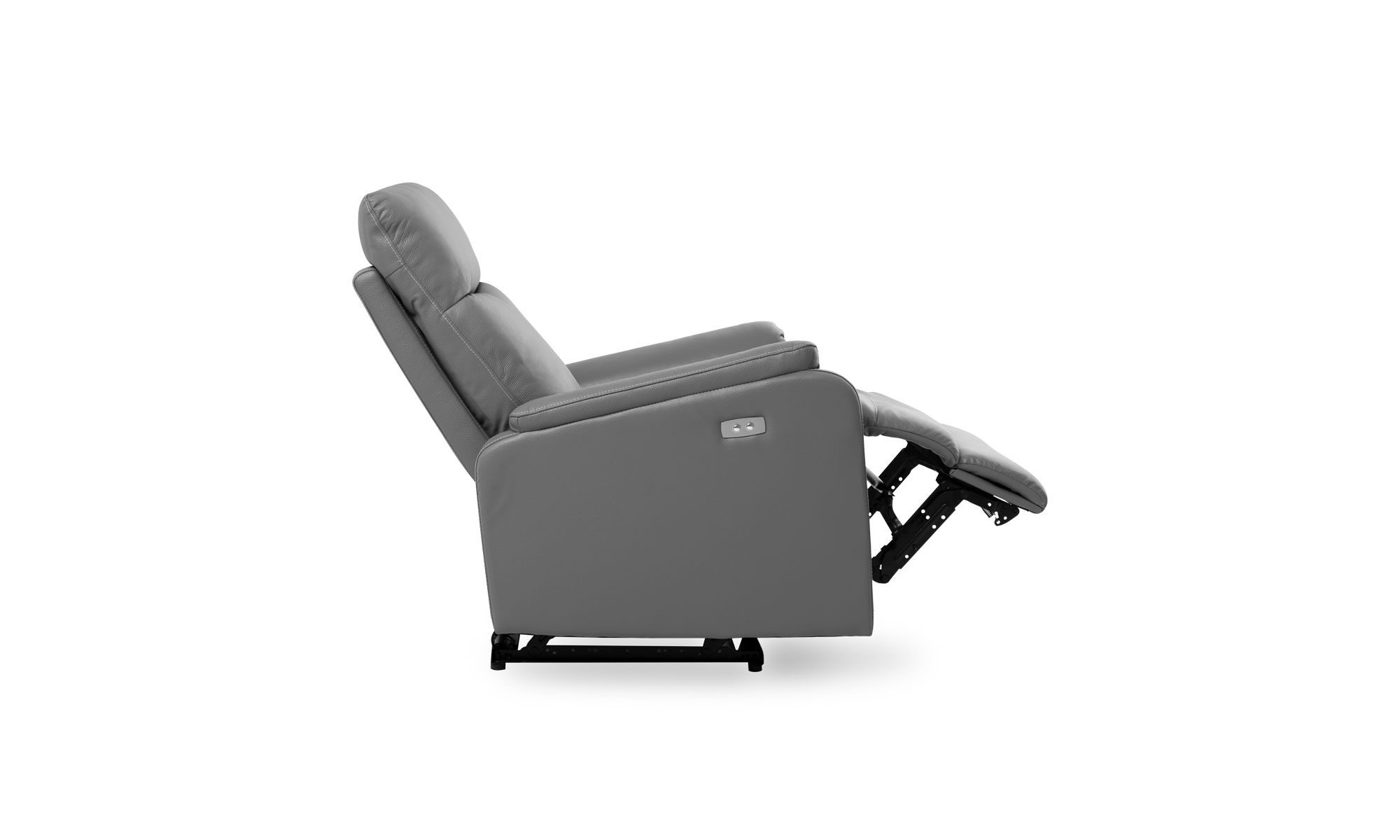 lado-abierto Vista lateral de la Poltrona Reclinable Eléctrica Yb737 en cuero, de Aristas. Esta poltrona reclinable eléctrica, presenta un diseño elegante y contemporáneo con un respaldo alto y acolchado en Cuero Gris Yb.
