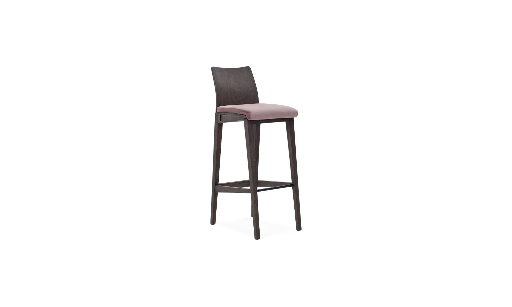 2.SILLA-BAR-TRIANGOLO-ALTA Silla Bar Triangolo de la marca Aristas, vista en perspectiva diagonal. Un diseño elegante, que presenta un respaldo bajo y patas largas con reposapiés integrado.